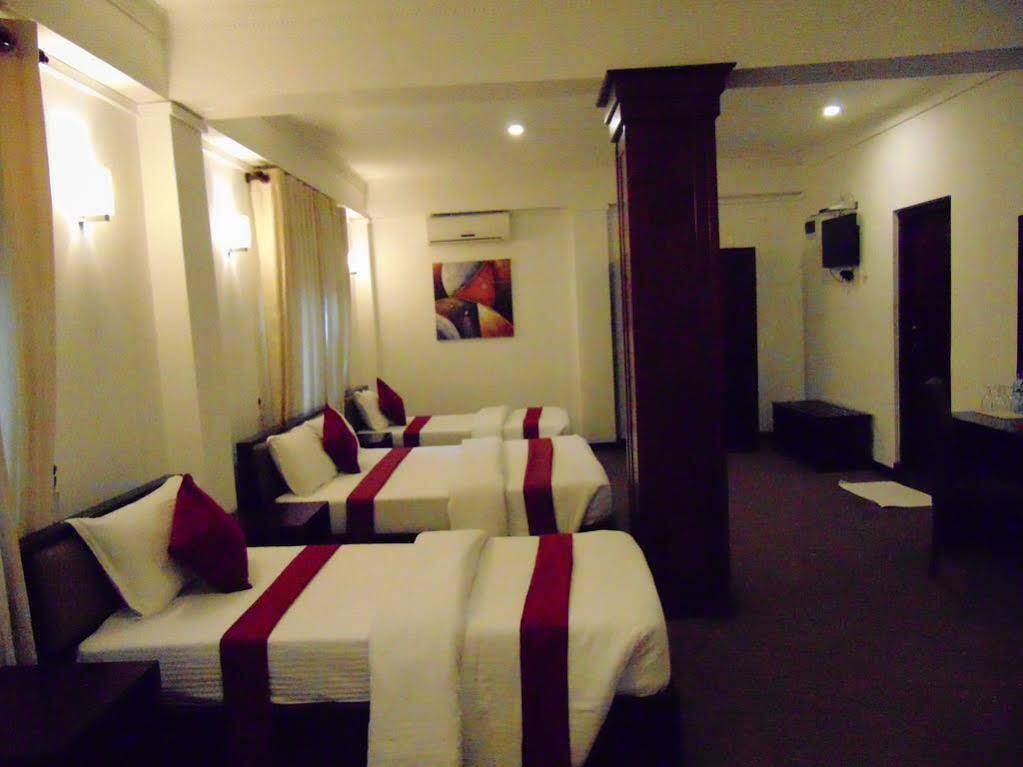 Laa Adams - The Luxurious Living Hotel Hatton Exterior foto